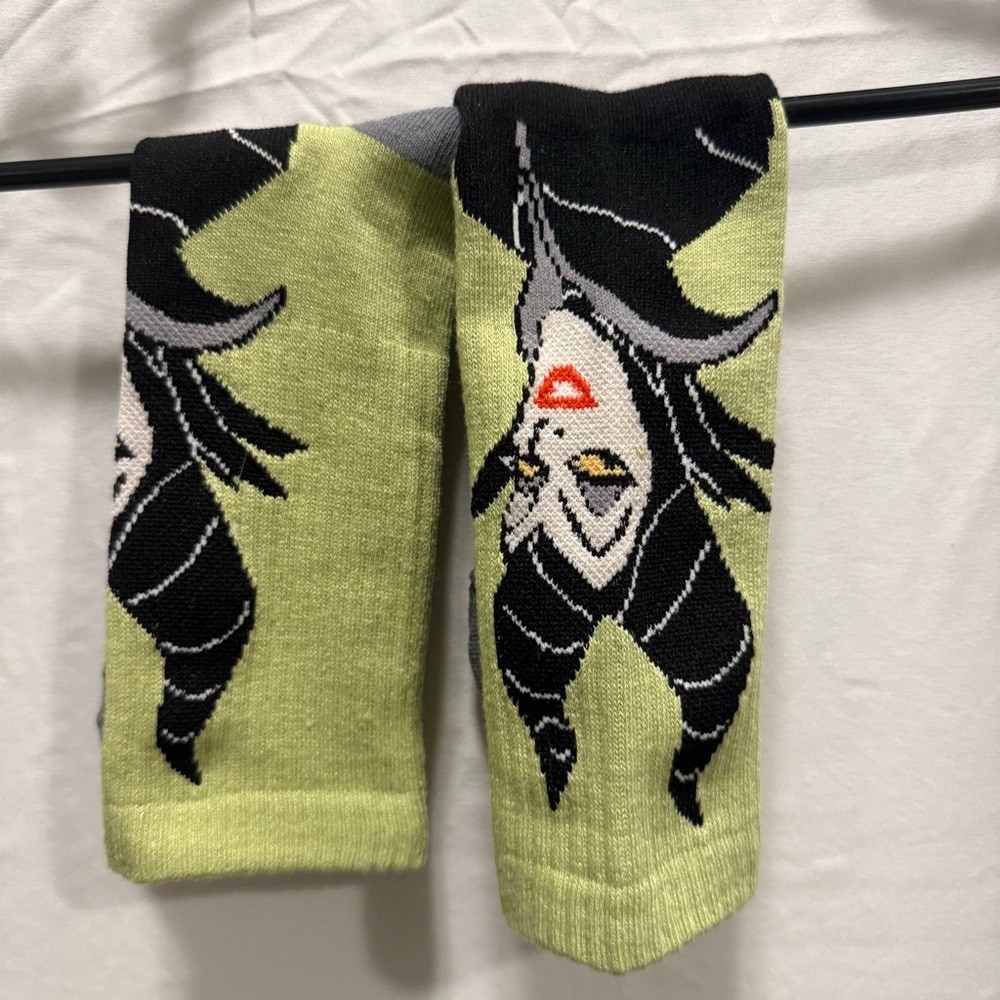 Character Design Men's Socks - Black and Green